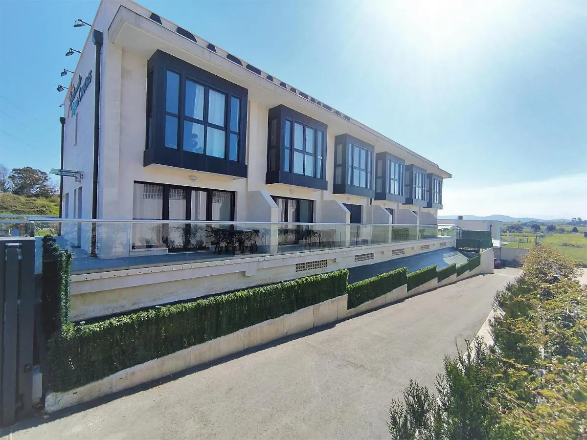Apartamentos Playa De Covachos Soto de la Marina Spagna